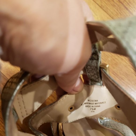 Guess Sandals - Picture 3 of 3